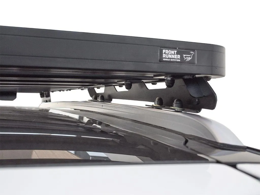 Front Runner Expedition Slimline II Roof Rack Kit - Land Rover Discovery 5 2017-Current