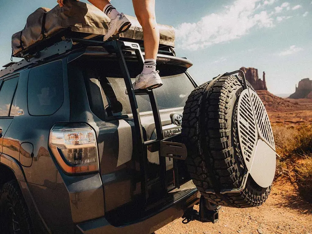 Front Runner Toyota 5th Gen 4Runner Ladder