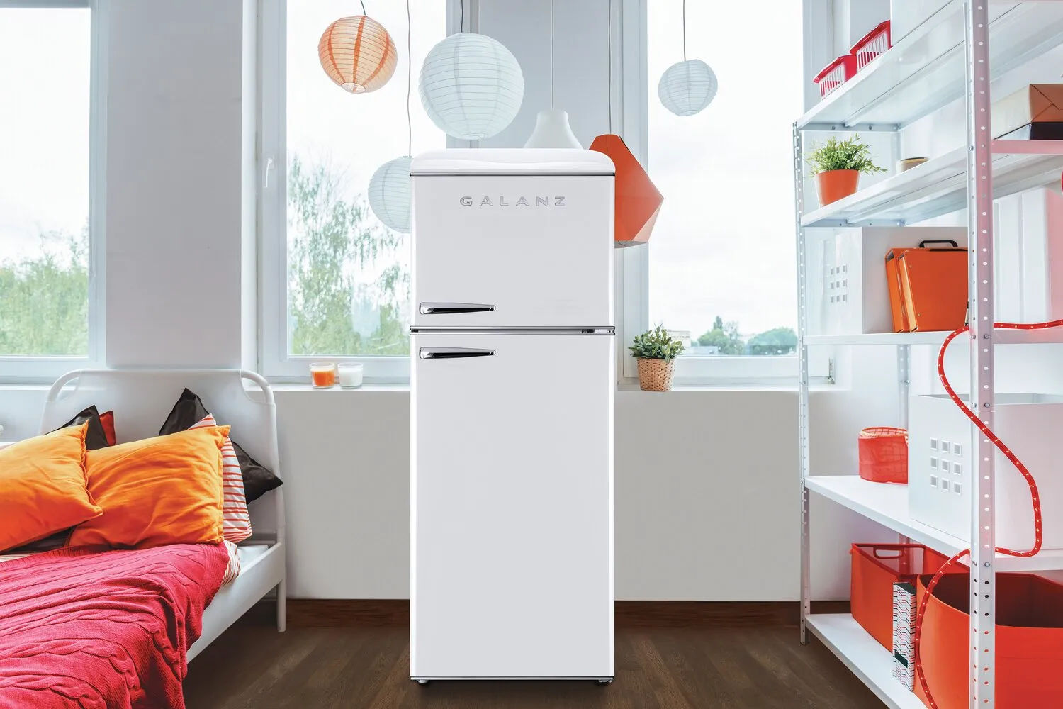 Galanz 12 Cu. Ft. Top-Freezer Retro Refrigerator - GLR12TWEEFR