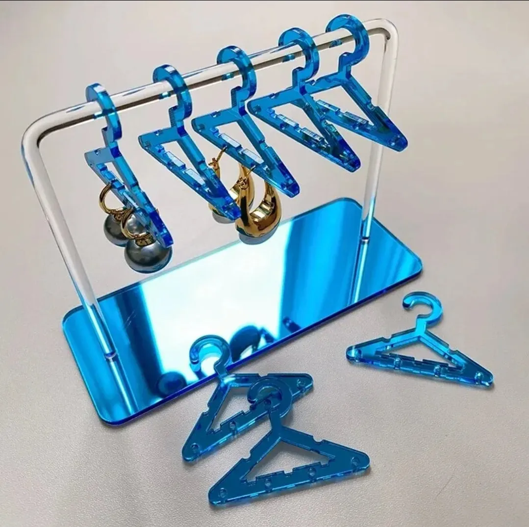 Posh Jewelry Rack