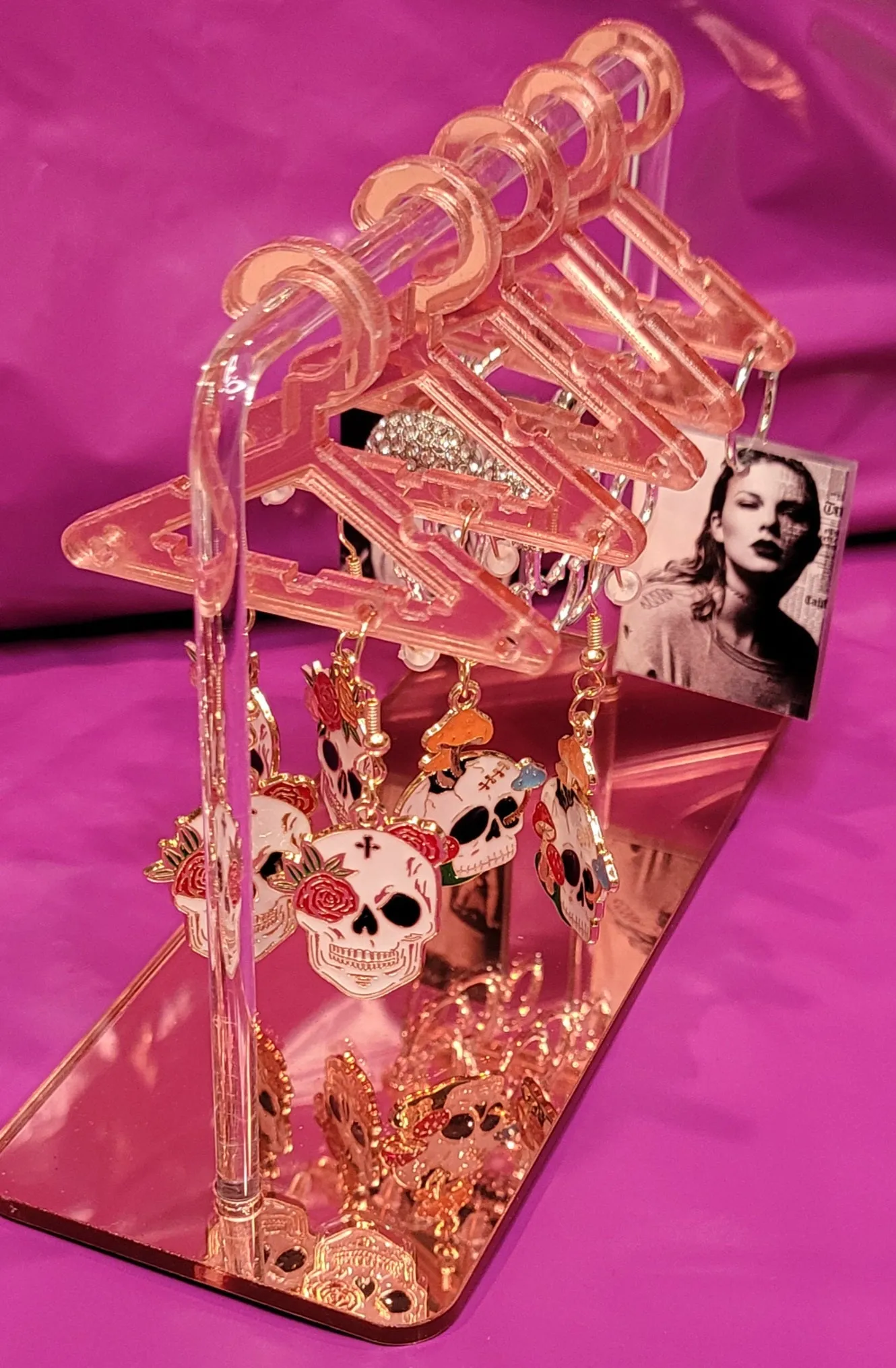 Posh Jewelry Rack