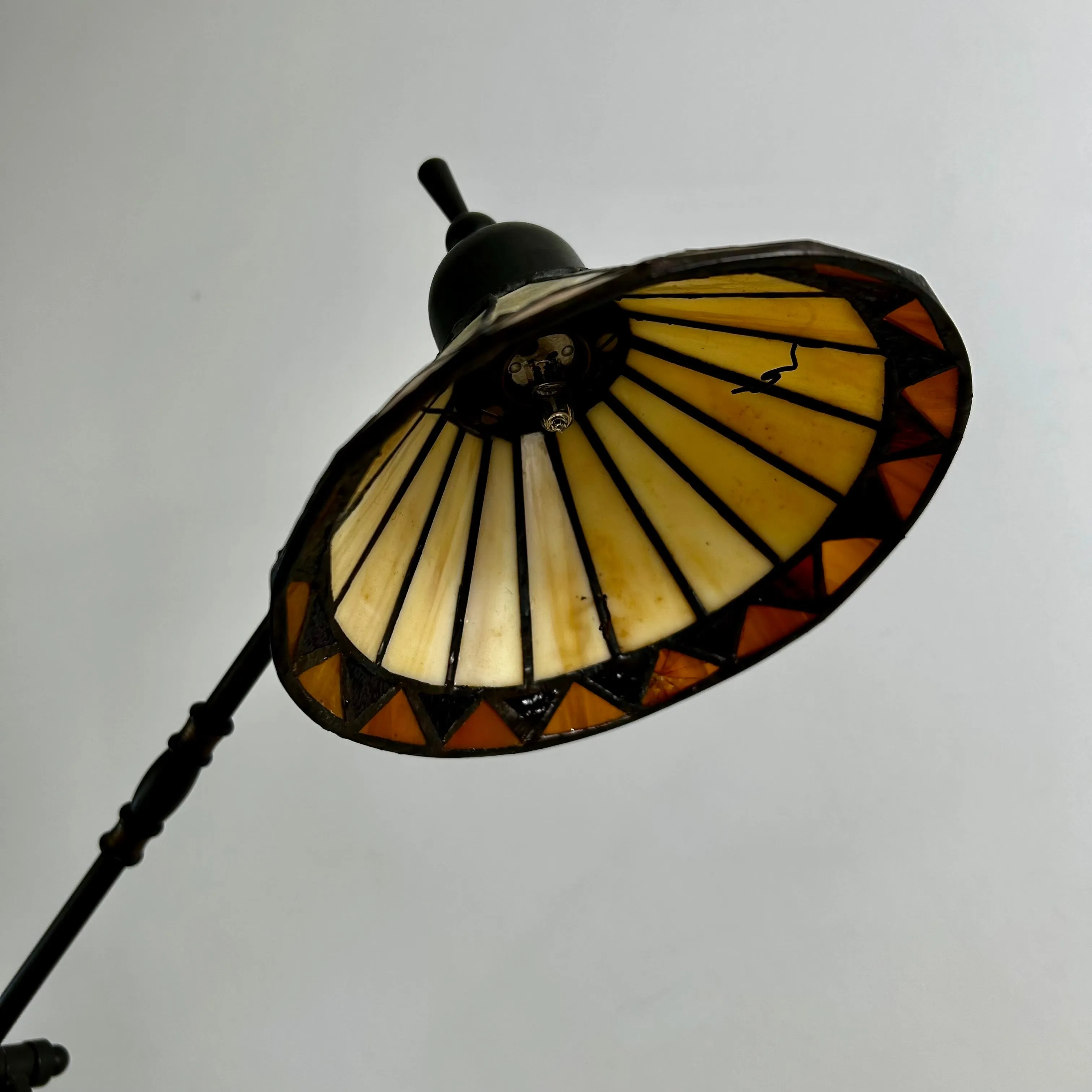 Table Lamp, Tiffany Style Shade, Adjustable Arm